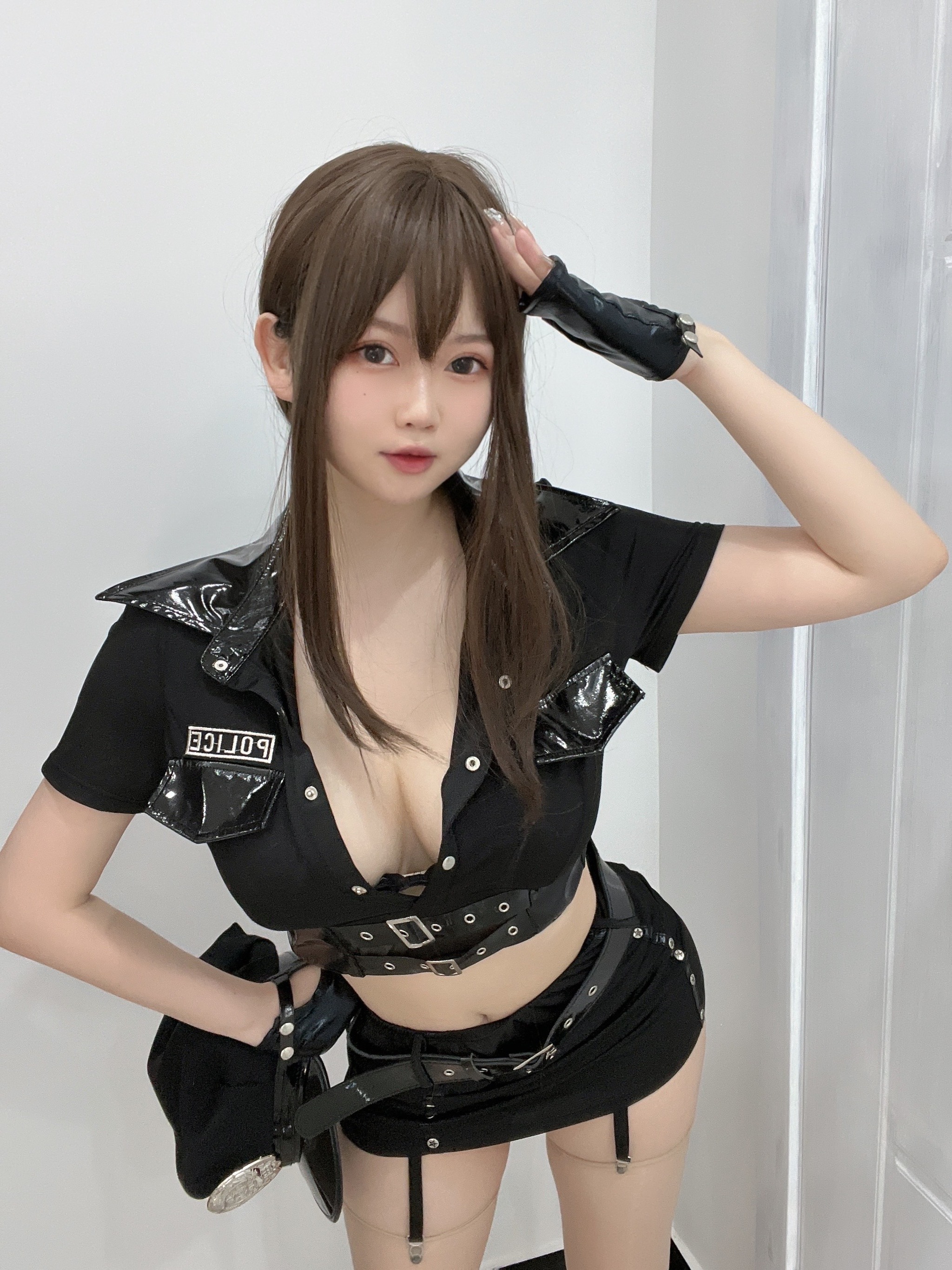 是依酱吖 - NO.057 女警 [30P4V]-XikXak
